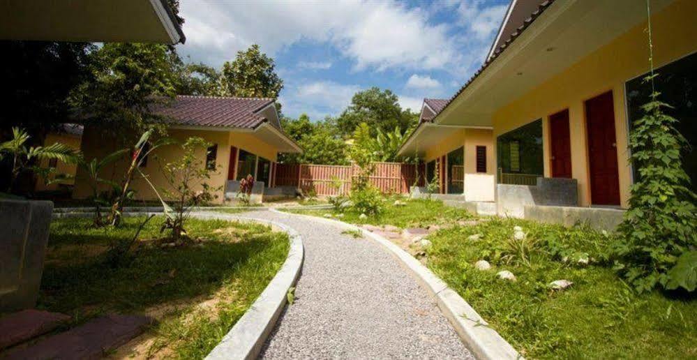 Villa De Mama Rawai Luaran gambar